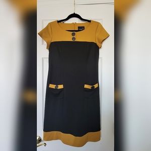 Short Sleeve Round Neck Mod Dress